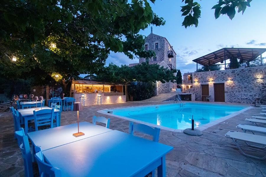 Petropoulakis Tower Hotel Gíthio Kültér fotó
