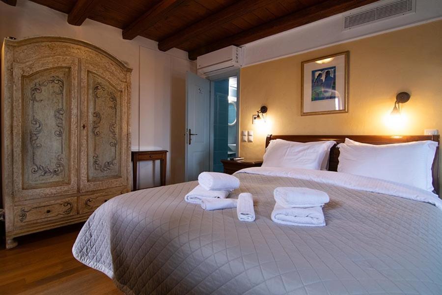Petropoulakis Tower Hotel Gíthio Kültér fotó