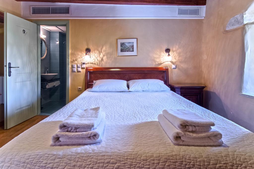 Petropoulakis Tower Hotel Gíthio Kültér fotó